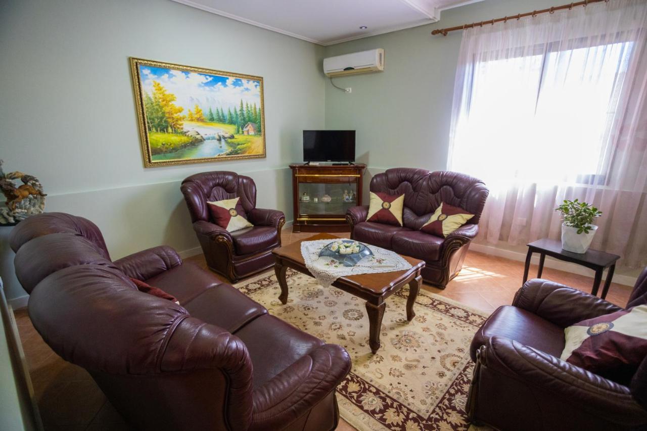 Vila Aulona Vlorë Eksteriør bilde